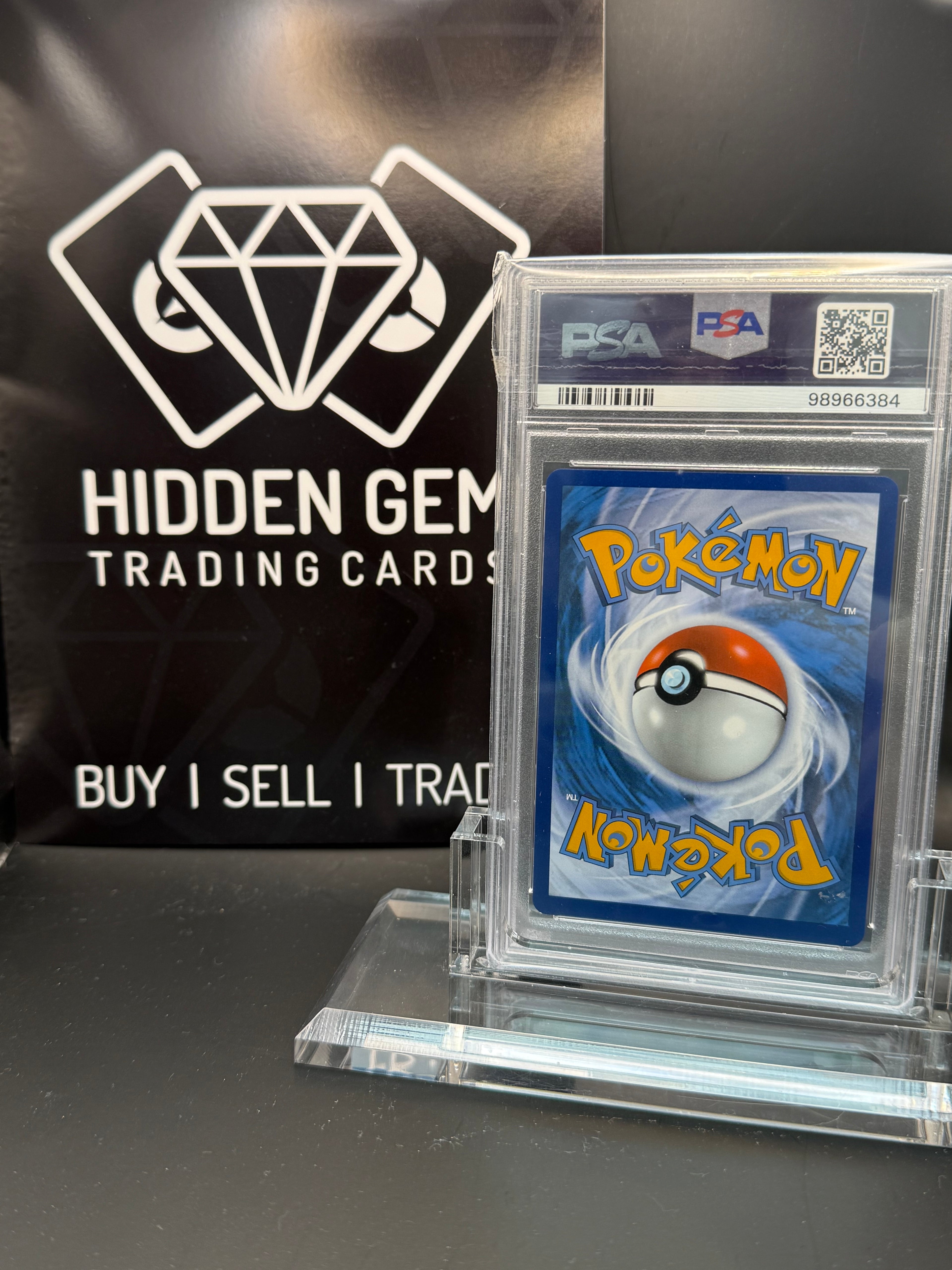 Pokemon: Lugia V | Silver Tempest | 138/195 | PSA 10